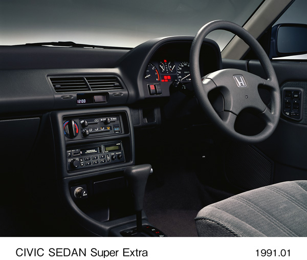 シビック 4ドア・セダン スーパーエクストラ インパネ