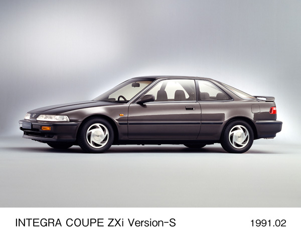 インテグラ 3ドア・クーペ ZXi バージョンS フロント9:1