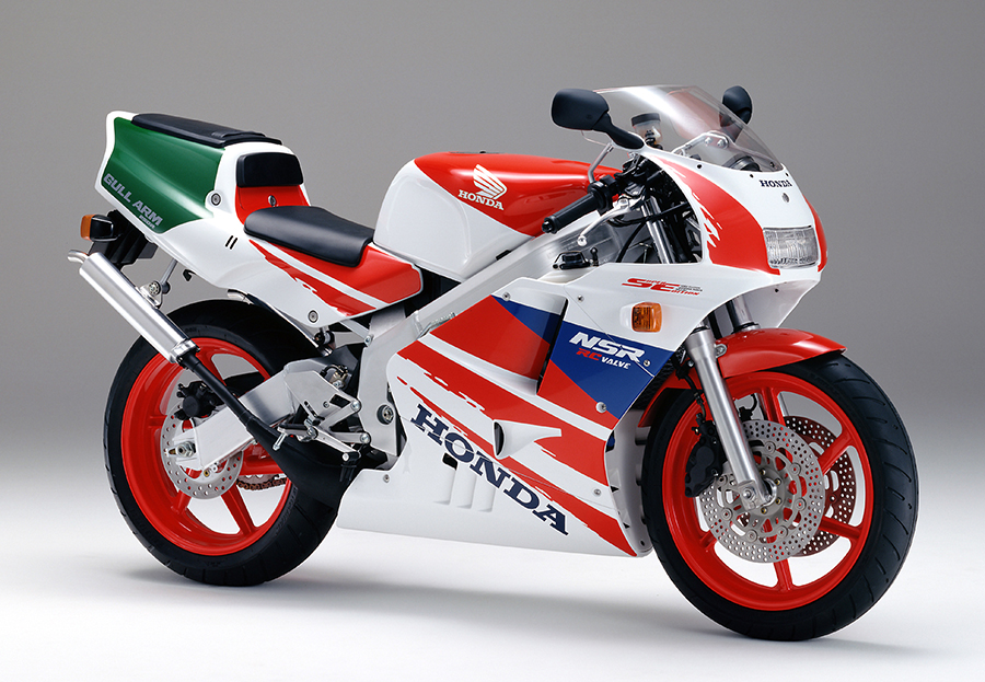 乾式多板クラッチを標準装備した2サイクル・スーパースポーツバイク「ホンダNSR250R・SE」を発売 | Honda 企業情報サイト