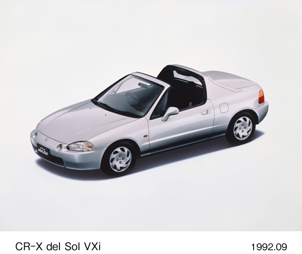 CR-X デルソル VXi (ボーグシルバー・メタリック) フロント8:2