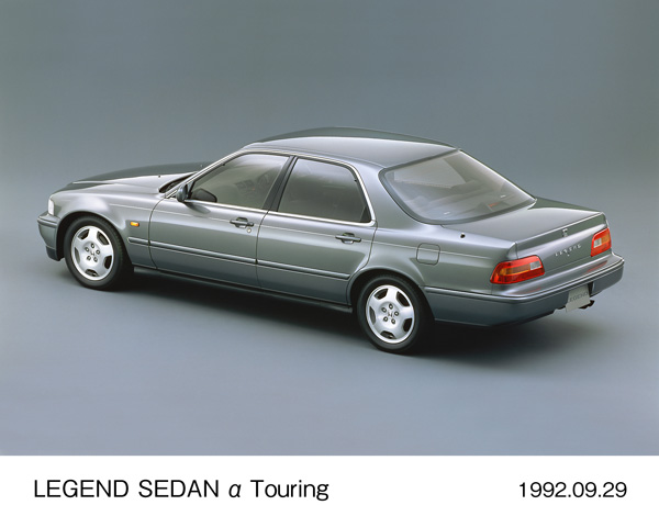 レジェンド セダン α ツーリング リア8:2