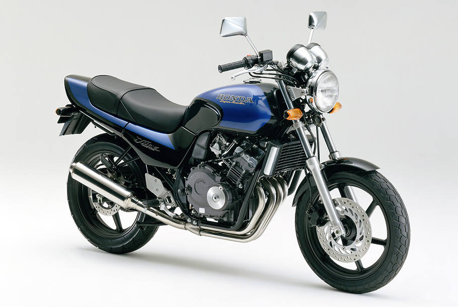 直列4気筒エンジン搭載のスポーティなスタイルのネイキッド・ロードスポーツバイク「ホンダ JADE/S(ジェイド・スラッシュエス)」を発売 | Honda  企業情報サイト