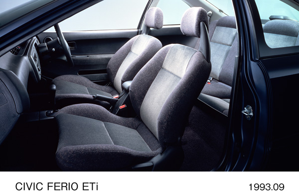 シビックフェリオ ETｉ フロントシート