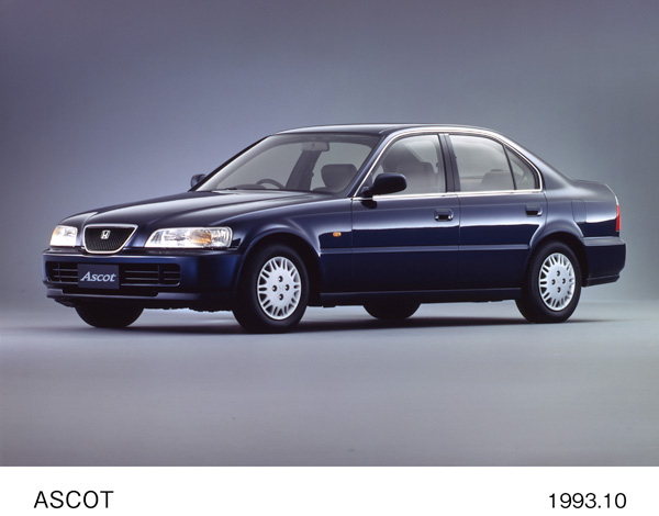 ASCOT 2.0T パシフィックブルー・パール