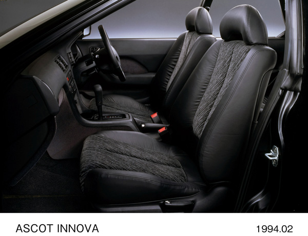 アスコット イノーバ 2.3Si -Z フロントシート