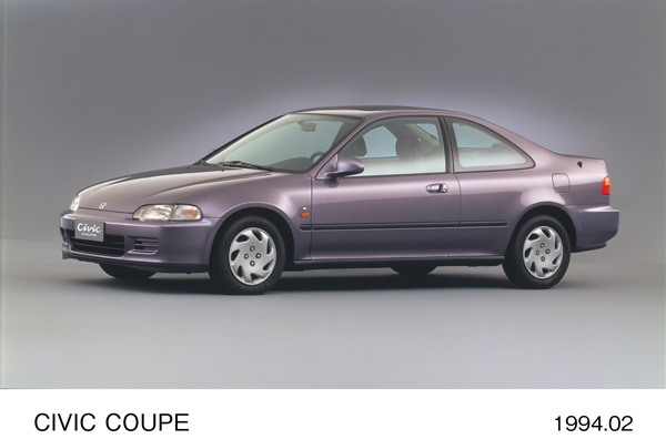 シビッククーペ (カメリアレッド・パール) フロント8:2