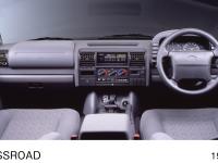 CROSSROAD V8i 5ドア　ダーク・グラナイト　インパネ