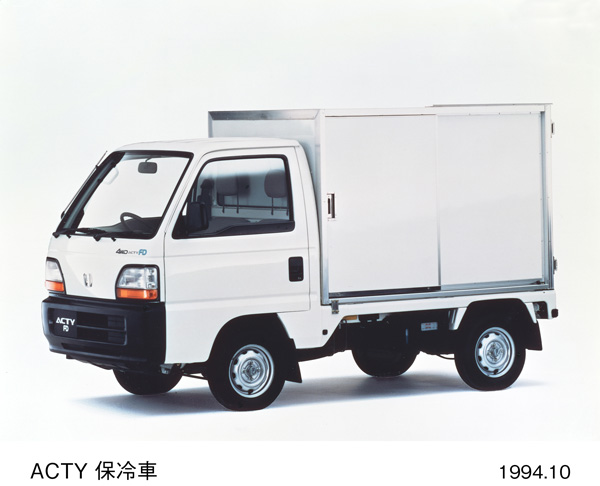 アクティ 保冷車(クレタホワイト) フロント7:3