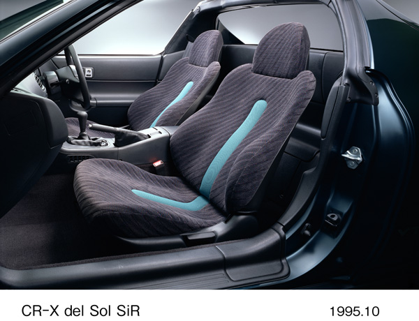 CR-X デルソル SiR フロントシート
