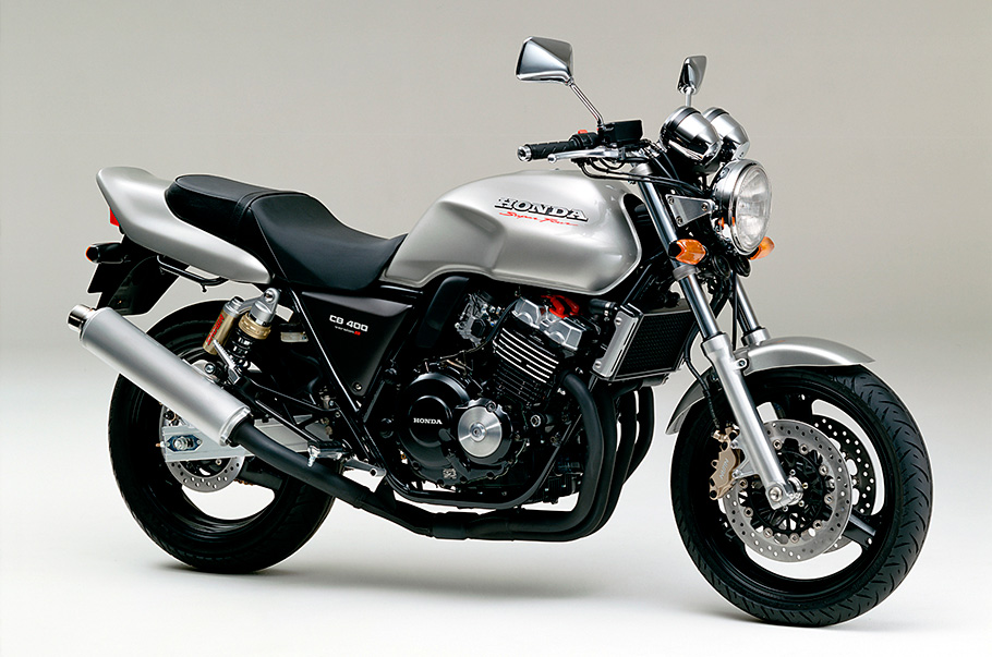 ホンダ CB400 SUPER FOUR バージョンS」をタイプ追加し発売 | Honda 企業情報サイト