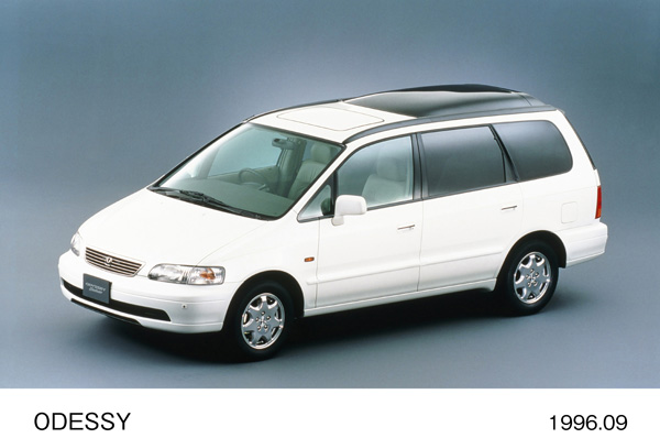 オデッセイ エクスクルーシブ (ホワイトダイヤモンド・パール)