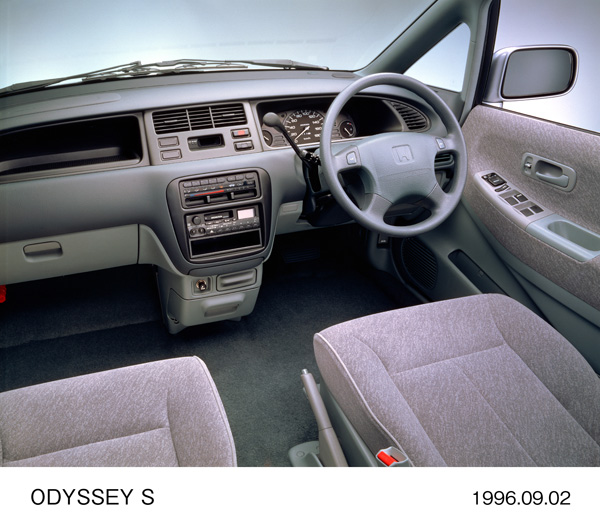 オデッセイ S インパネ