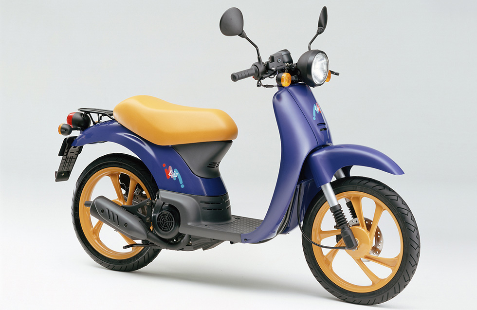 イタリア製のファッショナブルな原付ヨーロピアン・スクーター「ホンダ Via」を輸入し発売 | Honda 企業情報サイト