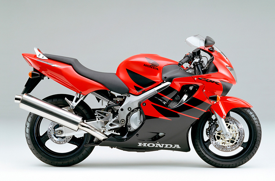 ホンダ CBR600F」のカラーリングを変更し発売 | Honda 企業情報サイト