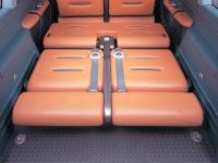 model X (Concept vehicle) Seating arrangement (1)