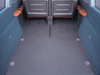 model X (Concept vehicle) Seating arrangement (2)
