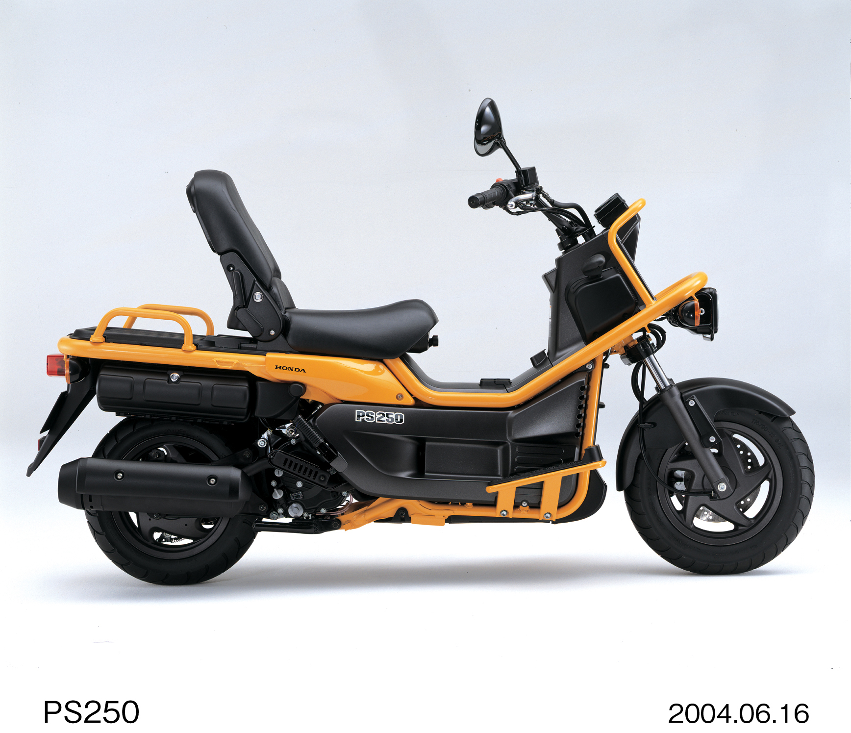mc0406009H.jpg