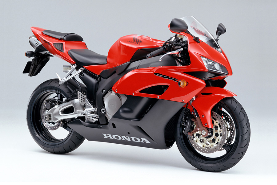 スーパースポーツバイク「ＣＢＲ１０００ＲＲ」をマイナーモデルチェンジし 新たに「ＣＢＲ１０００ＲＲ・Ｓｐｅｃｉａｌ Ｅｄｉｔｉｏｎ」を限定発売 |  Honda 企業情報サイト