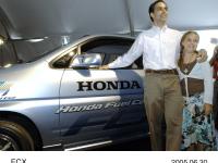 Honda 燃料電池車「FCX」納車式