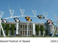 グッドウッドハウス前に展示されたモニュメント