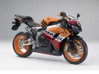 CBR1000RR・スペシャルエディション(パールセイレンブルー)