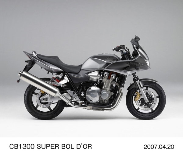 CB1300 SUPER BOL D'OR (アイアンネイルシルバーメタリック×ヘビーグレーメタリック)