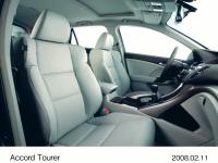 欧州アコードツアラー インテリア