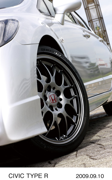 BBS 18インチ鍛造アルミホイール (18×7 1/2J) ＜メーカーオプション＞