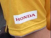 国枝慎吾選手着用ウェアの「Honda」ロゴ