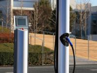 急速充電スタンド