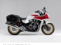 CB1300 SUPER TOURING (パールサンビームホワイト×キャンディーアルカディアンレッド)