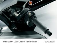 VFR1200F Dual Clutch Transmission シフトアップスイッチ