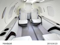 HondaJet 前席から後席テーブルなし