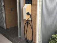 インテリアに合わせてラッピングを施したV2H対応DC普通充電器「Honda Power Manager」