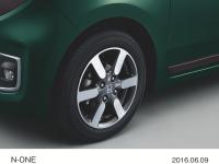 Premium特別仕様車 SSブラウンスタイルパッケージ(FF) 14インチアルミホイール(ピューターグレー塗装) (ブリティッシュグリーン・パール&ブラウン)