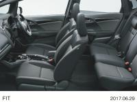 HYBRID・S Honda SENSING(FF) インテリア オプション装着車 (ブラック×グレーライン)
