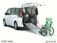 フリード＋ 車いす仕様車