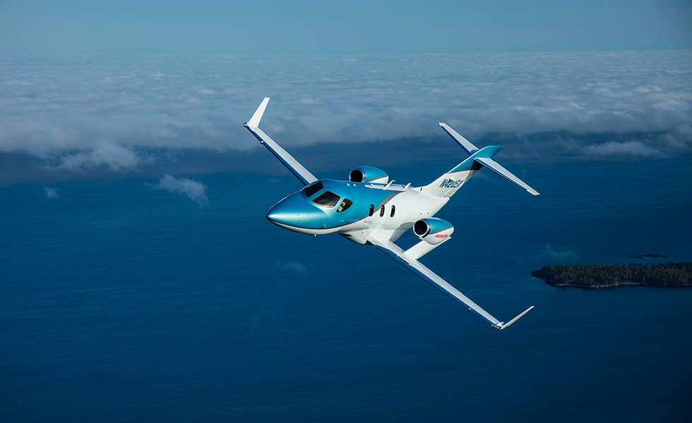 小型ビジネスジェット機「HondaJet」を日本で販売開始 | Honda 企業情報サイト