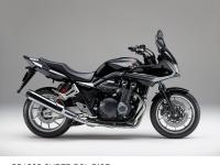 CB1300 SUPER BOL D'OR （ダークネスブラックメタリック）