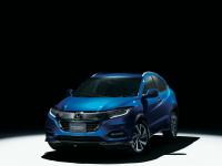 TOURING・Honda SENSING（プレミアムクリスタルブルー・メタリック）