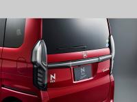 N-BOX Customコーディネートスタイルリアコンビネーションランプ