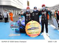 山本尚貴選手、高橋国光総監督、牧野任祐選手

