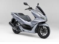 PCX（マットコスモシルバーメタリック）