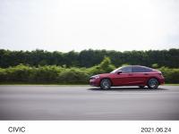 EX サイド10：0走行イメージ (プレミアムクリスタルレッド・メタリック)