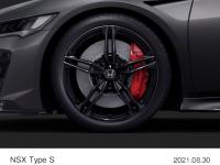 NSX専用鍛造アルミホイール&前後異径 スチールラジアルタイヤ（Pirelli P ZERO™） 