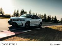 CIVIC TYPE R 走行イメージ フロント（チャンピオンシップホワイト）