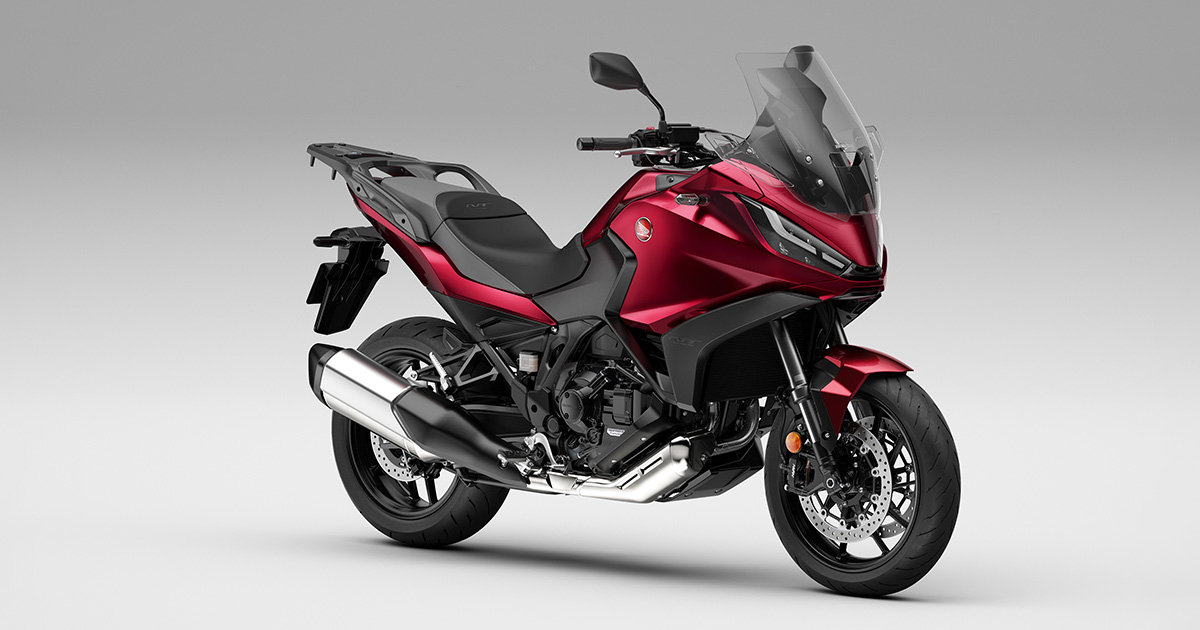 大型スポーツツアラー「NT1100」のカラーバリエーションを変更し発売