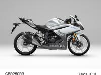 CBR250RR（パールグレアホワイト）