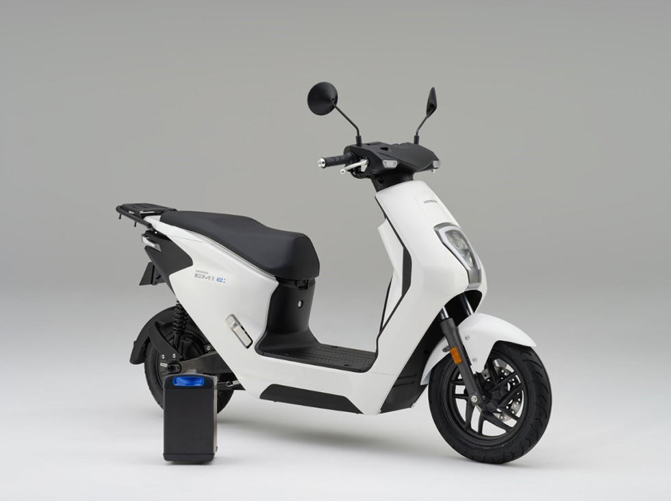 EM1 e:とHonda Mobile Power Pack e: （欧州仕様）