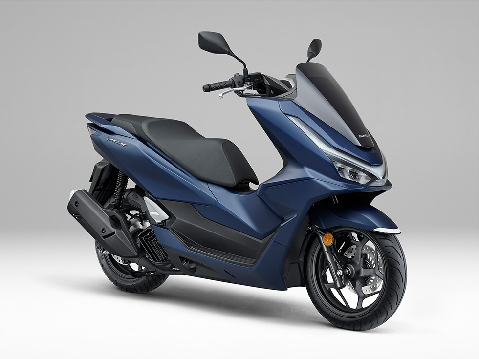 PCX（マットスターリーブルーメタリック）